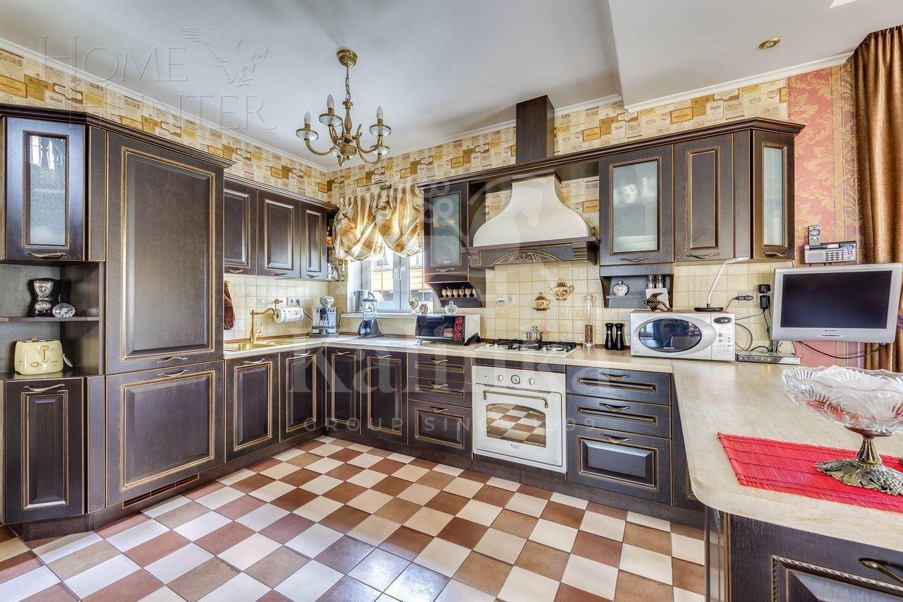 2-этажный коттедж 397 м² с отделкой