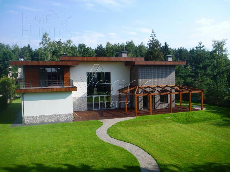 2-этажный коттедж 650 м² без отделки