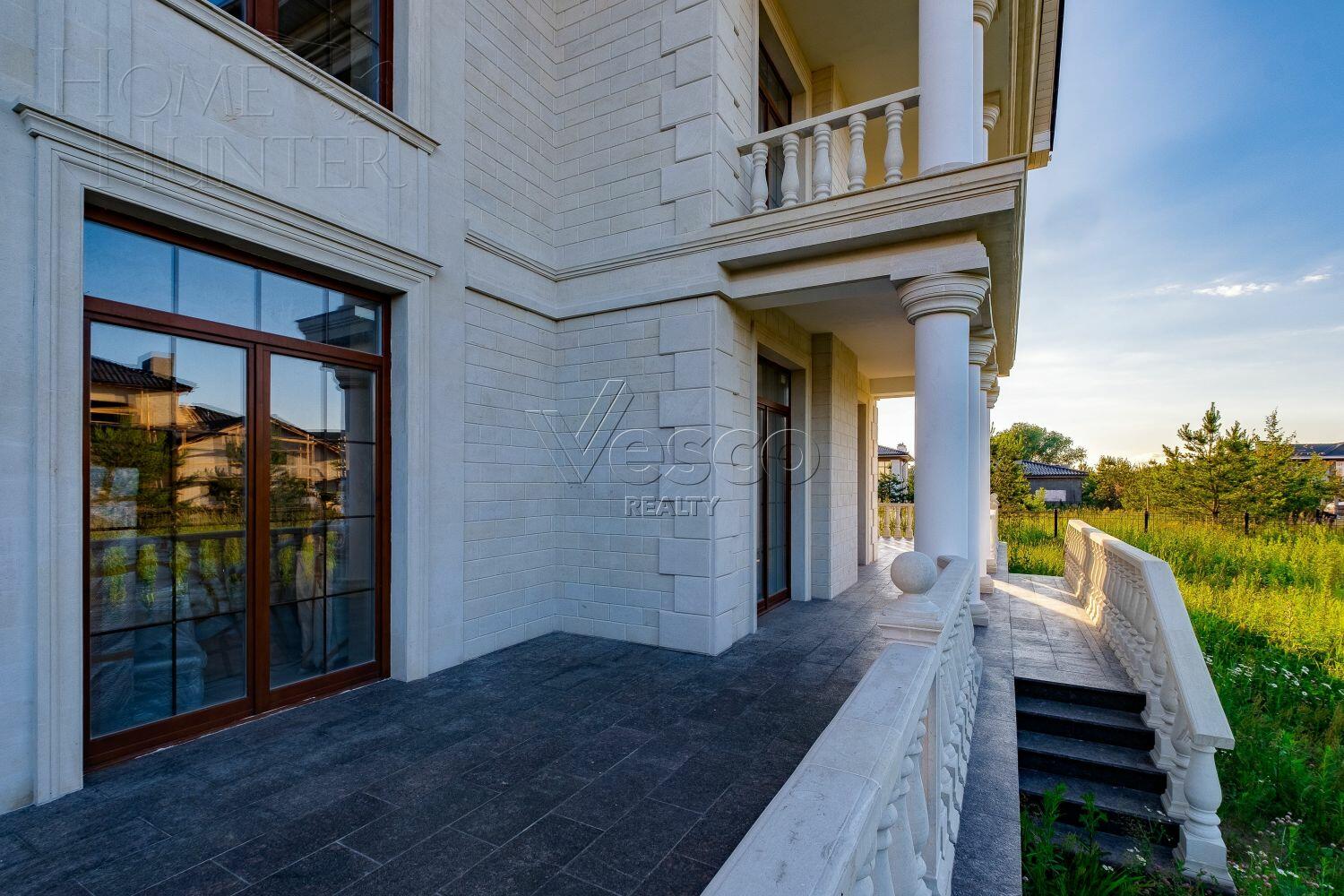 2-этажный коттедж 420 м² без отделки