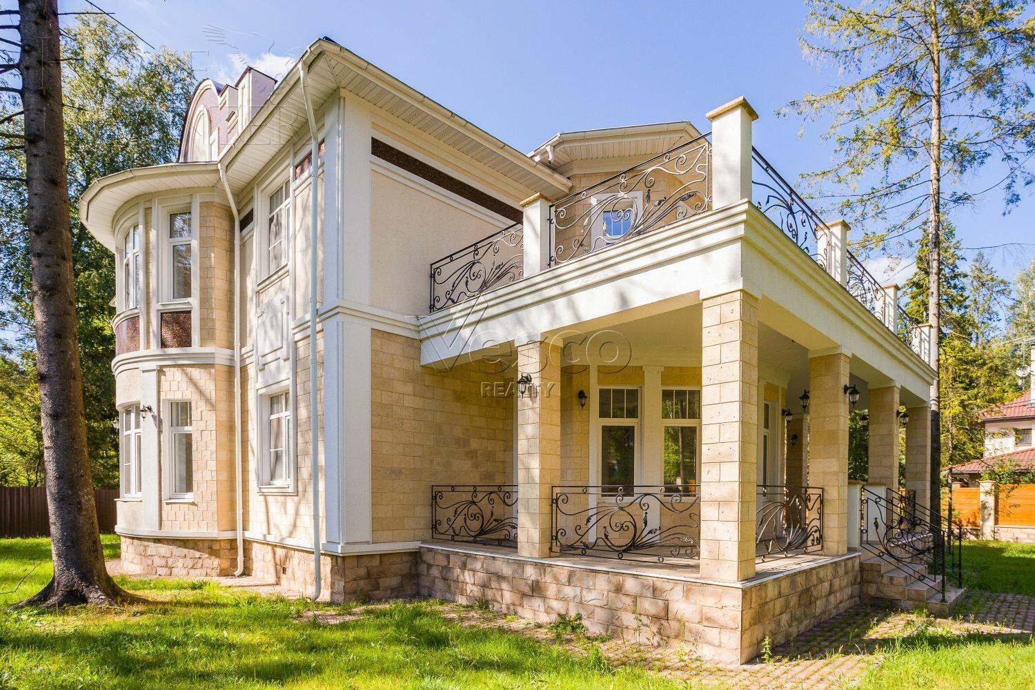 2-этажный коттедж 342 м² с отделкой