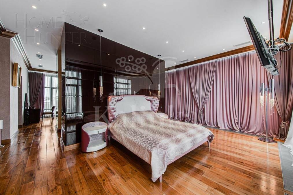 2-этажный коттедж 1 250 м² с отделкой