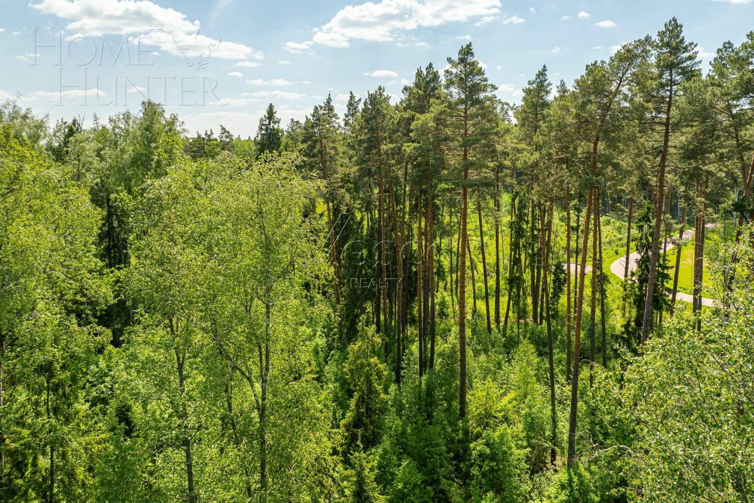 Участок 270.5 сот. в охраняемом поселке