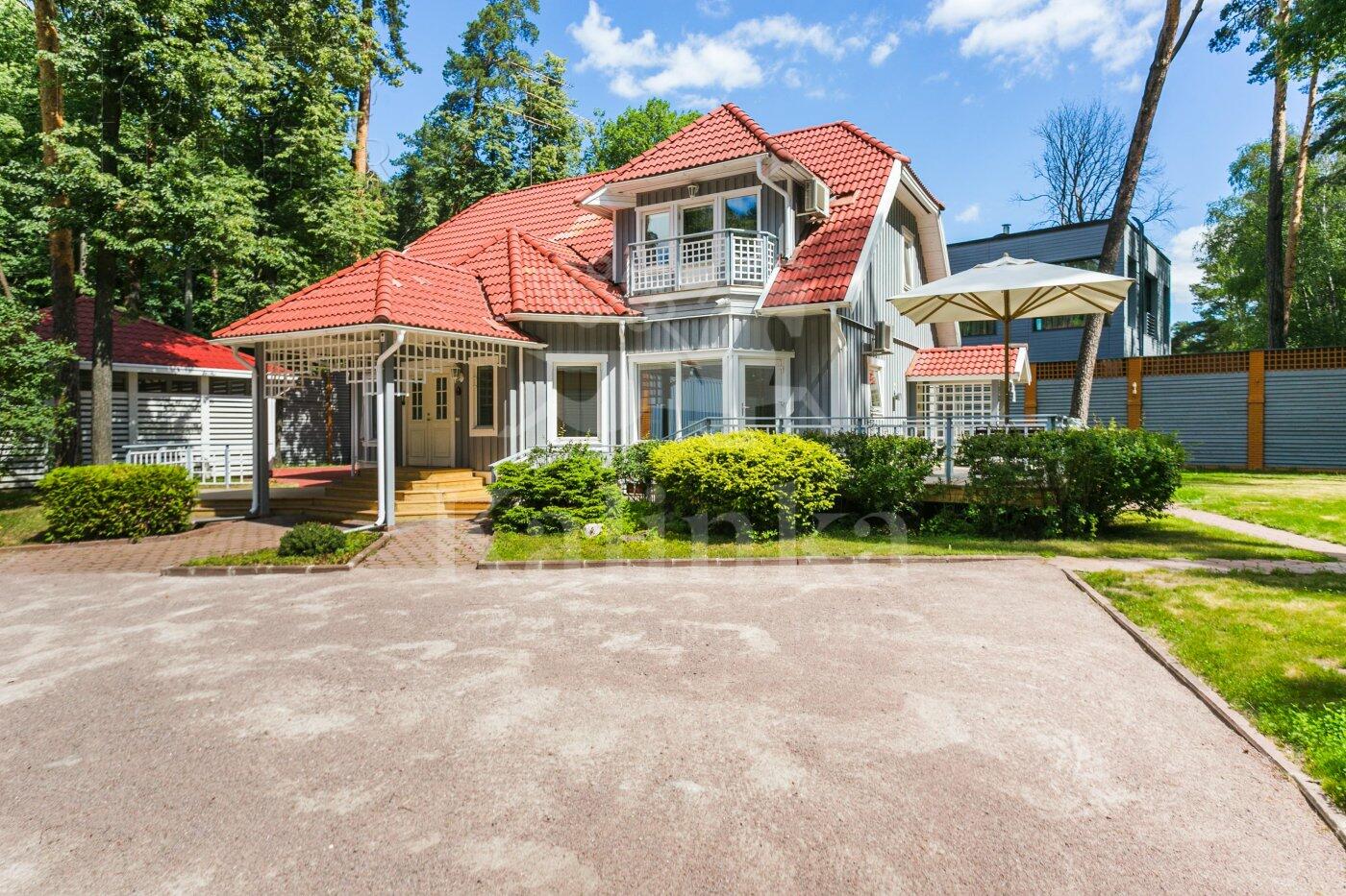 2-этажный коттедж 207.8 м² с отделкой