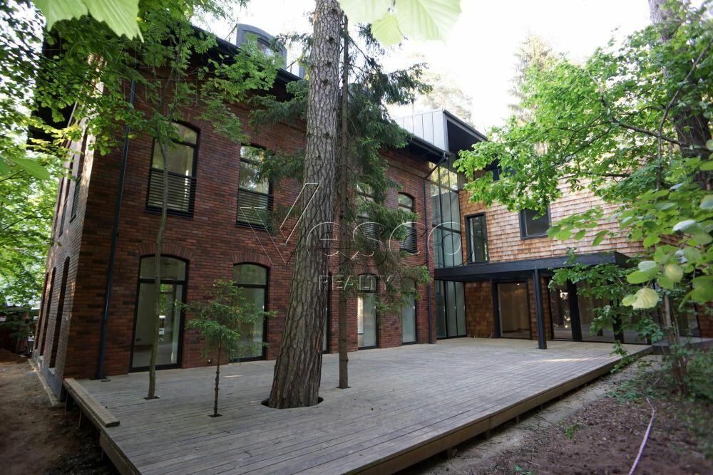 2-этажный коттедж 800 м² с отделкой