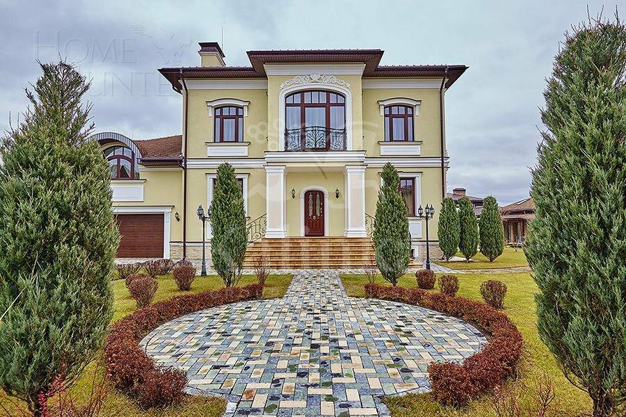 3-этажный коттедж 860 м² с отделкой