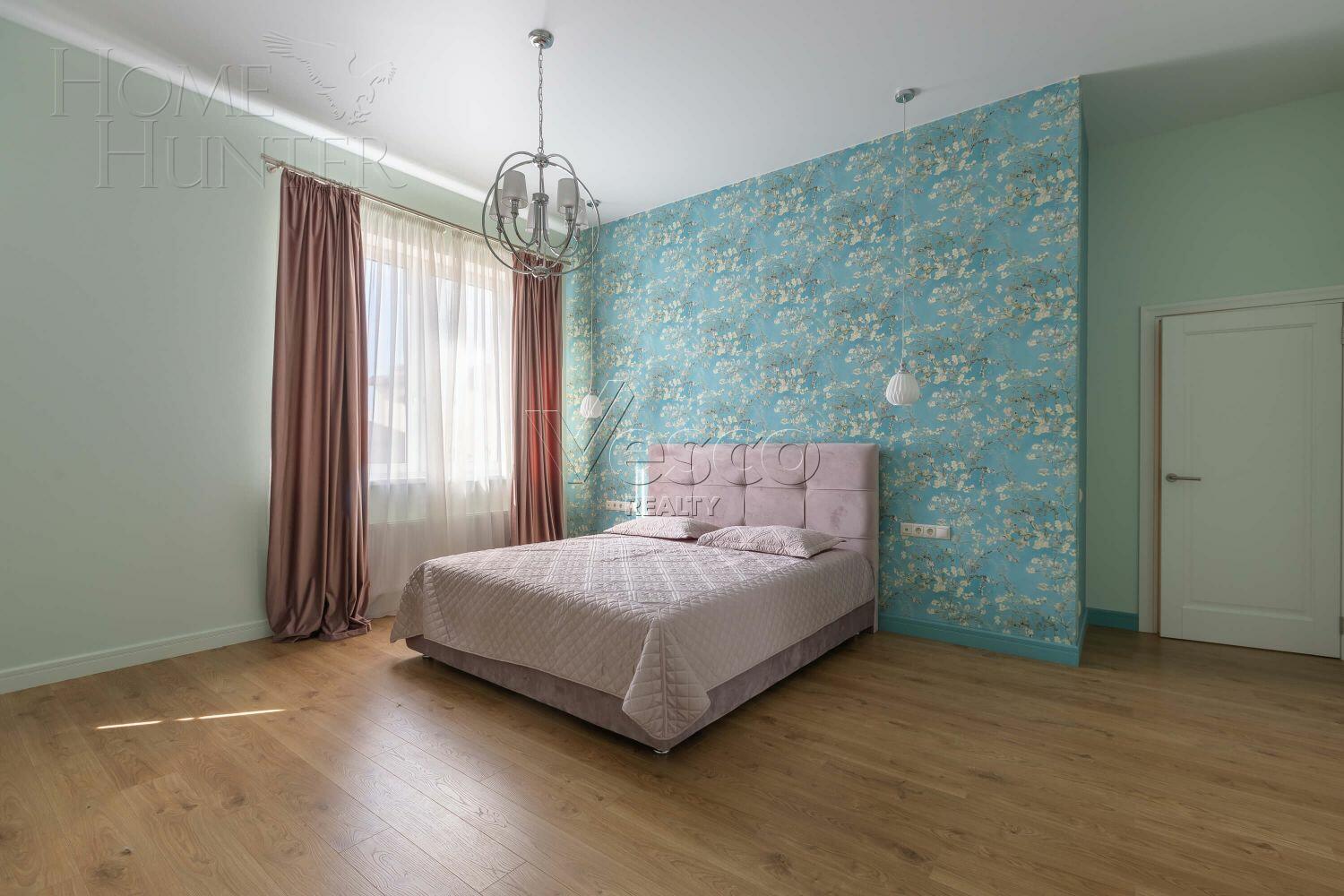 3-этажный коттедж 480 м² с отделкой