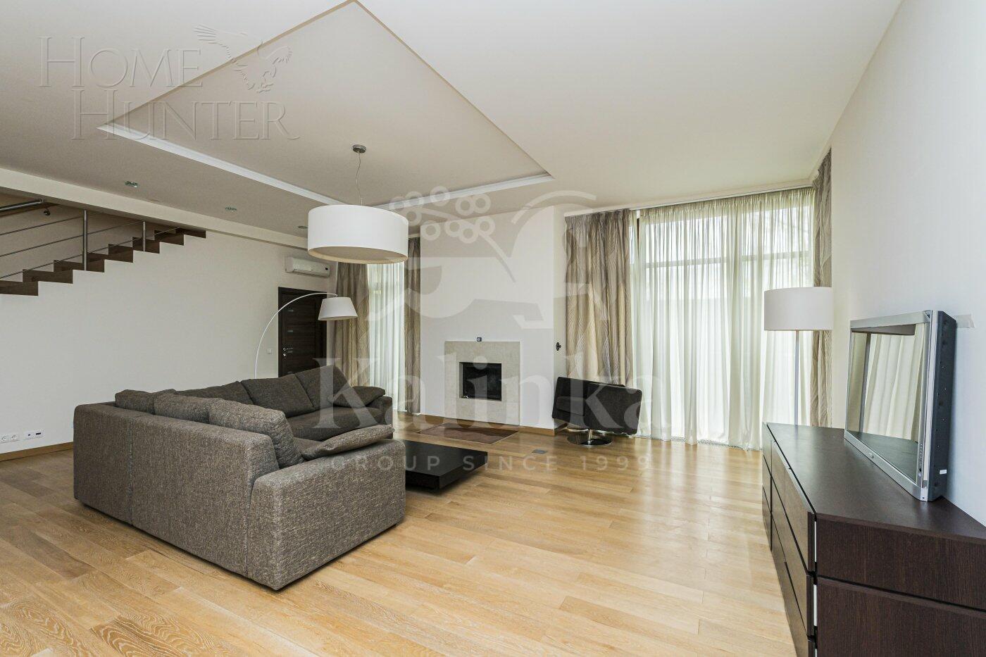 2-этажный таунхаус 380 м² с отделкой