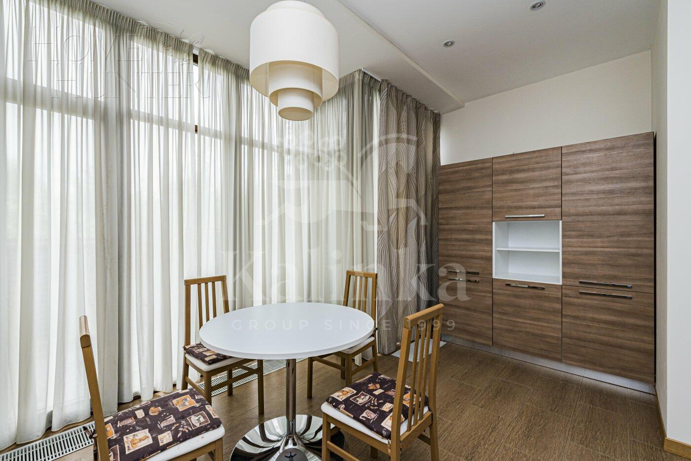 2-этажный таунхаус 380 м² с отделкой