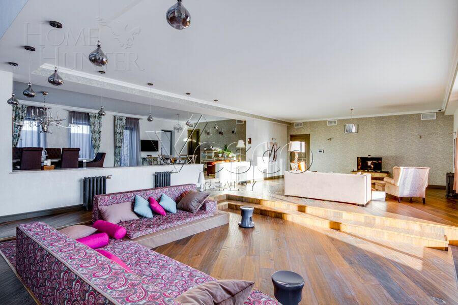 2-этажный коттедж 762 м² с отделкой