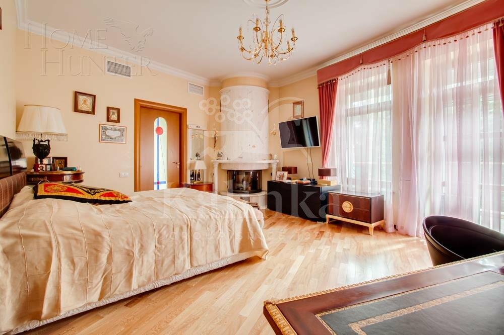 4-этажный коттедж 1 352 м² с отделкой