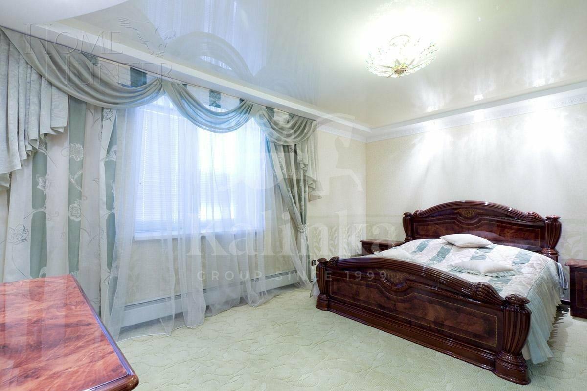 2-этажный коттедж 300 м² с отделкой