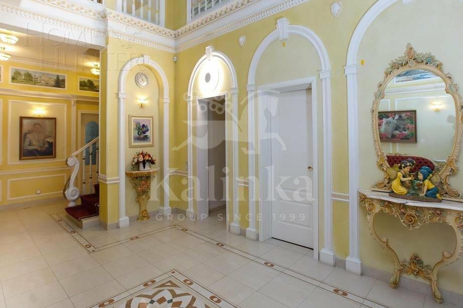 2-этажный коттедж 800 м² с отделкой