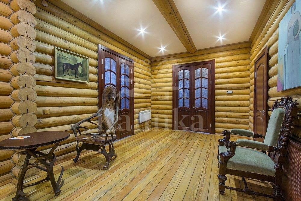 3-этажный коттедж 700 м² с отделкой