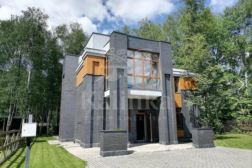 2-этажный коттедж 260 м² без отделки