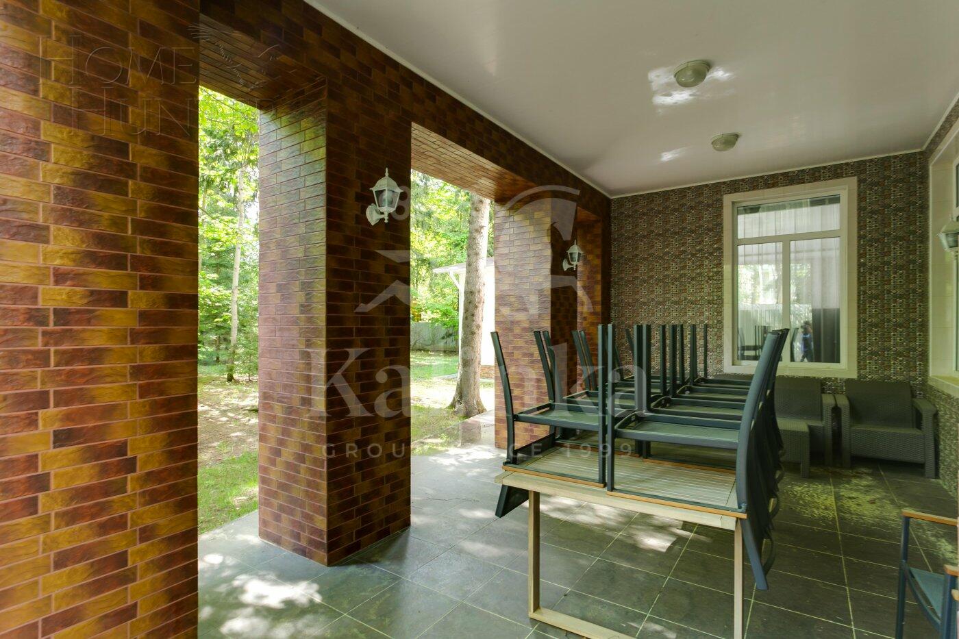 2-этажный коттедж 860 м² с отделкой