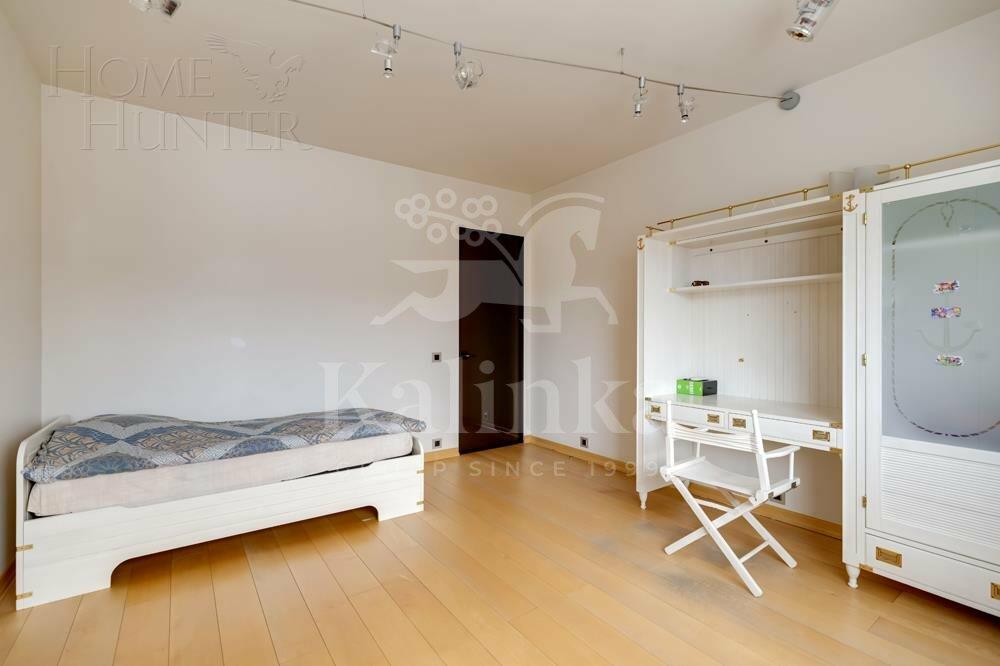 3-этажный таунхаус 354 м² с отделкой