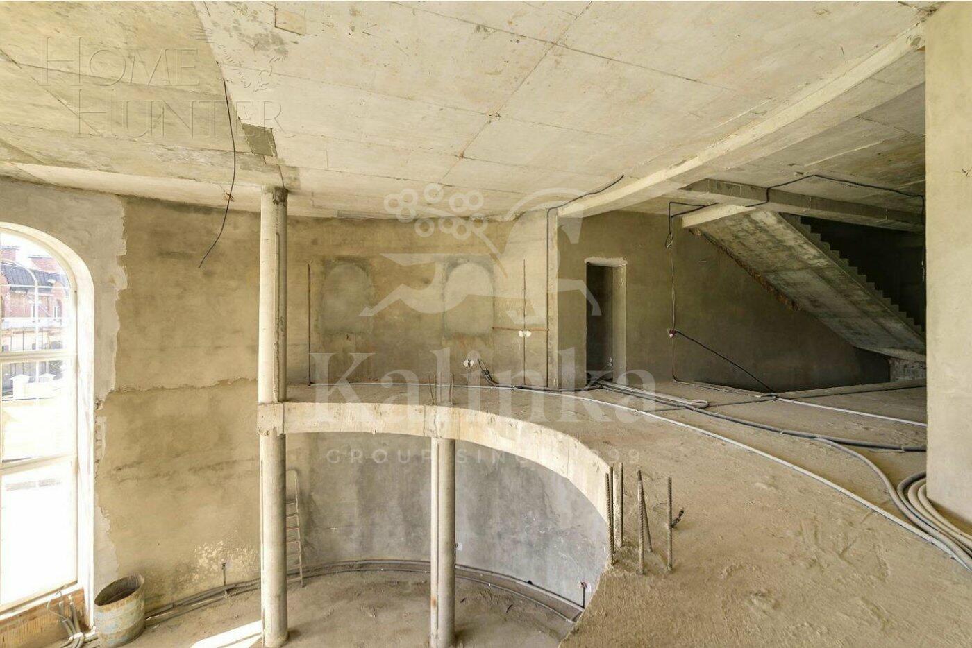 3-этажный коттедж 2 000 м² без отделки