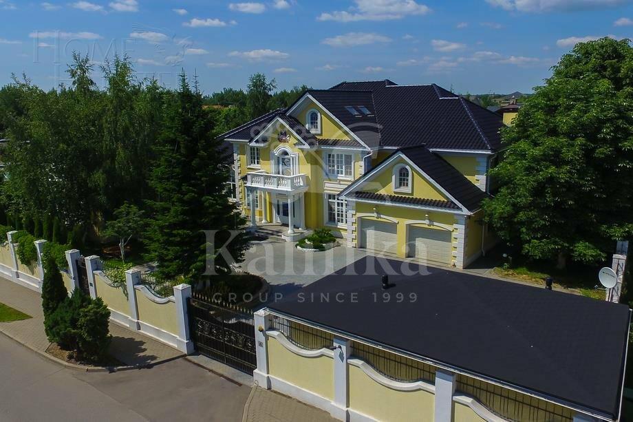 2-этажный коттедж 800 м² с отделкой