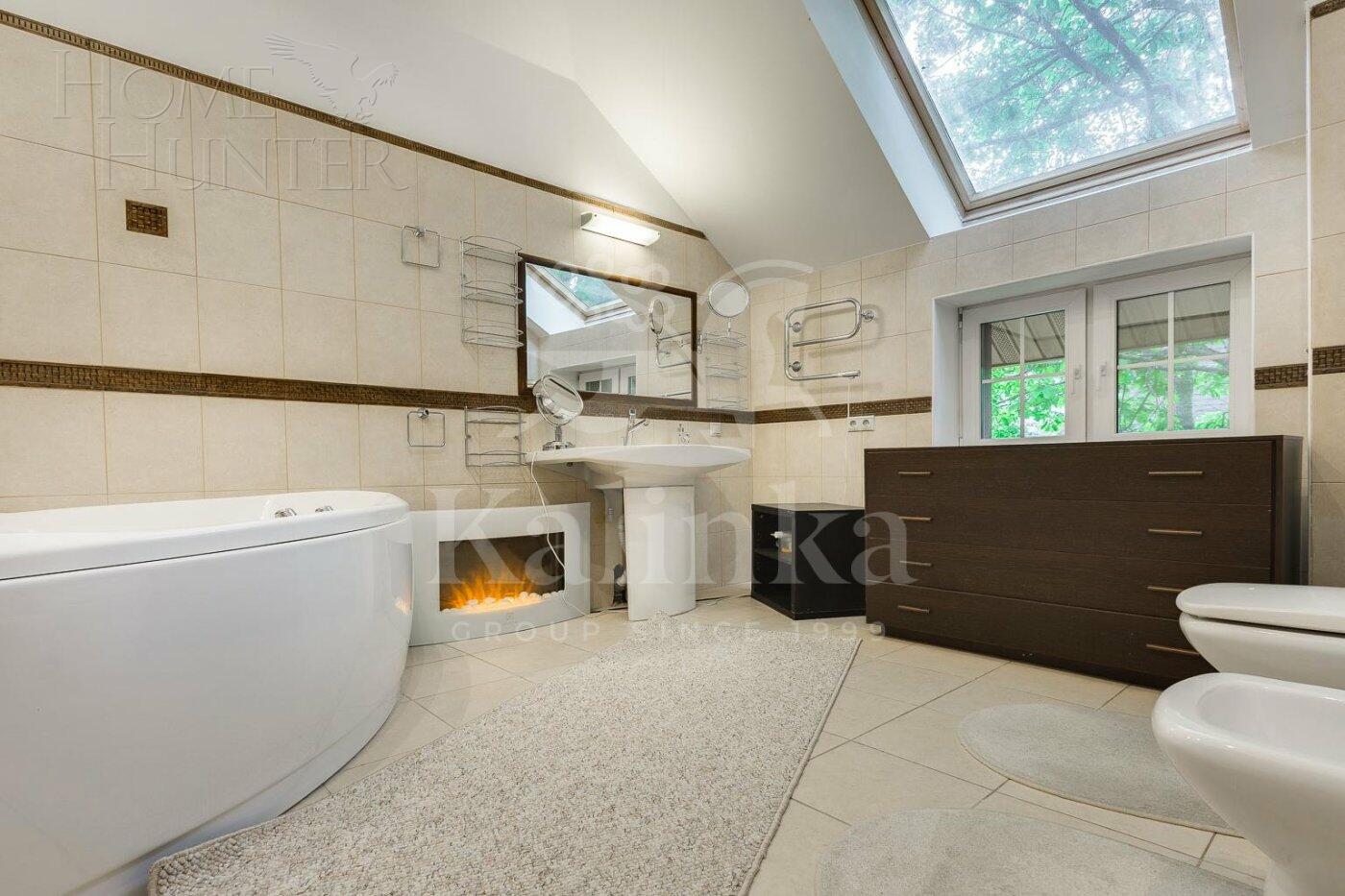 2-этажный коттедж 280 м² с отделкой