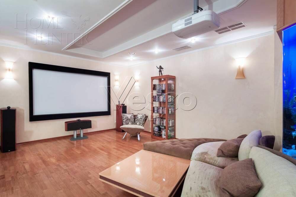 2-этажный коттедж 1 460 м² с отделкой