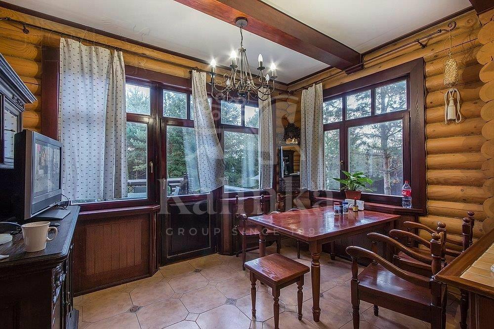 3-этажный коттедж 700 м² с отделкой