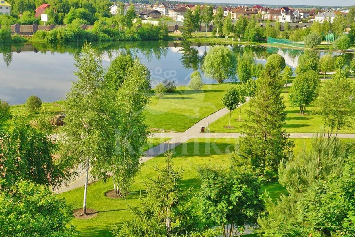 3-этажный таунхаус 311.57 м² без отделки