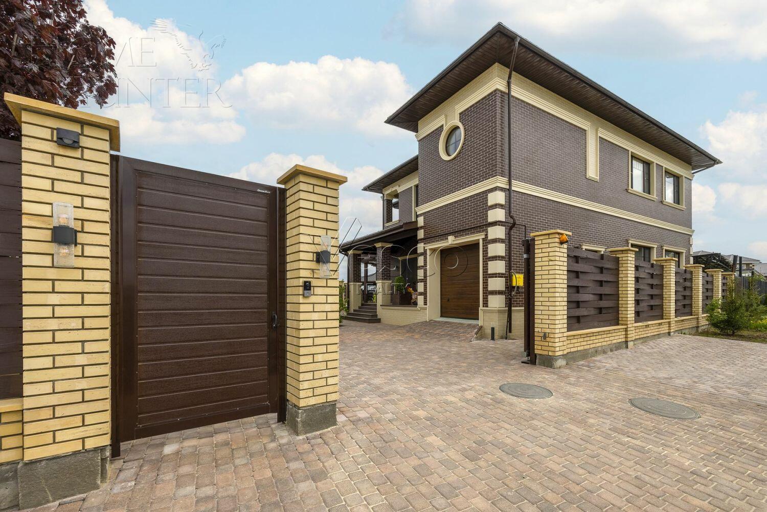 2-этажный коттедж 270 м² с отделкой