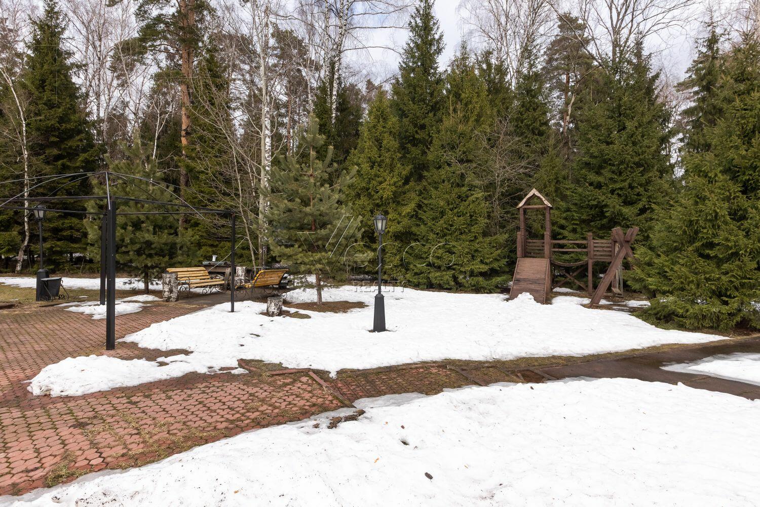 2-этажный коттедж 1 500 м² с отделкой