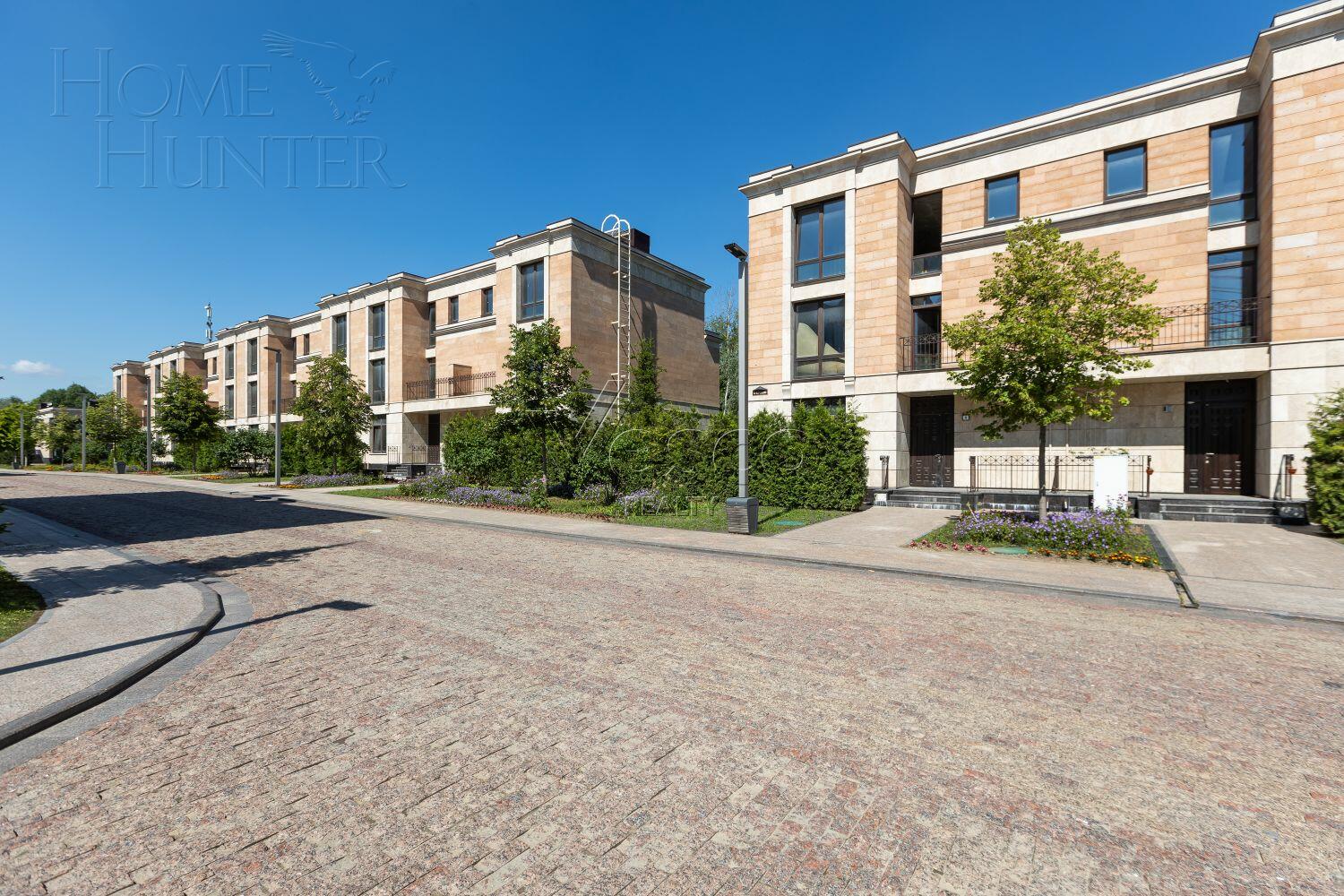 4-УРОВНЕВЫЙ ТАУНХАУС БЕЗ ОТДЕЛКИ 420 М² НА 1 ЭТАЖЕ