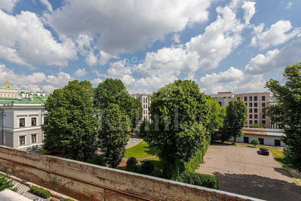 2-УРОВНЕВЫЙ ПЕНТХАУС БЕЗ ОТДЕЛКИ 251.8 М² НА 4 ЭТАЖЕ