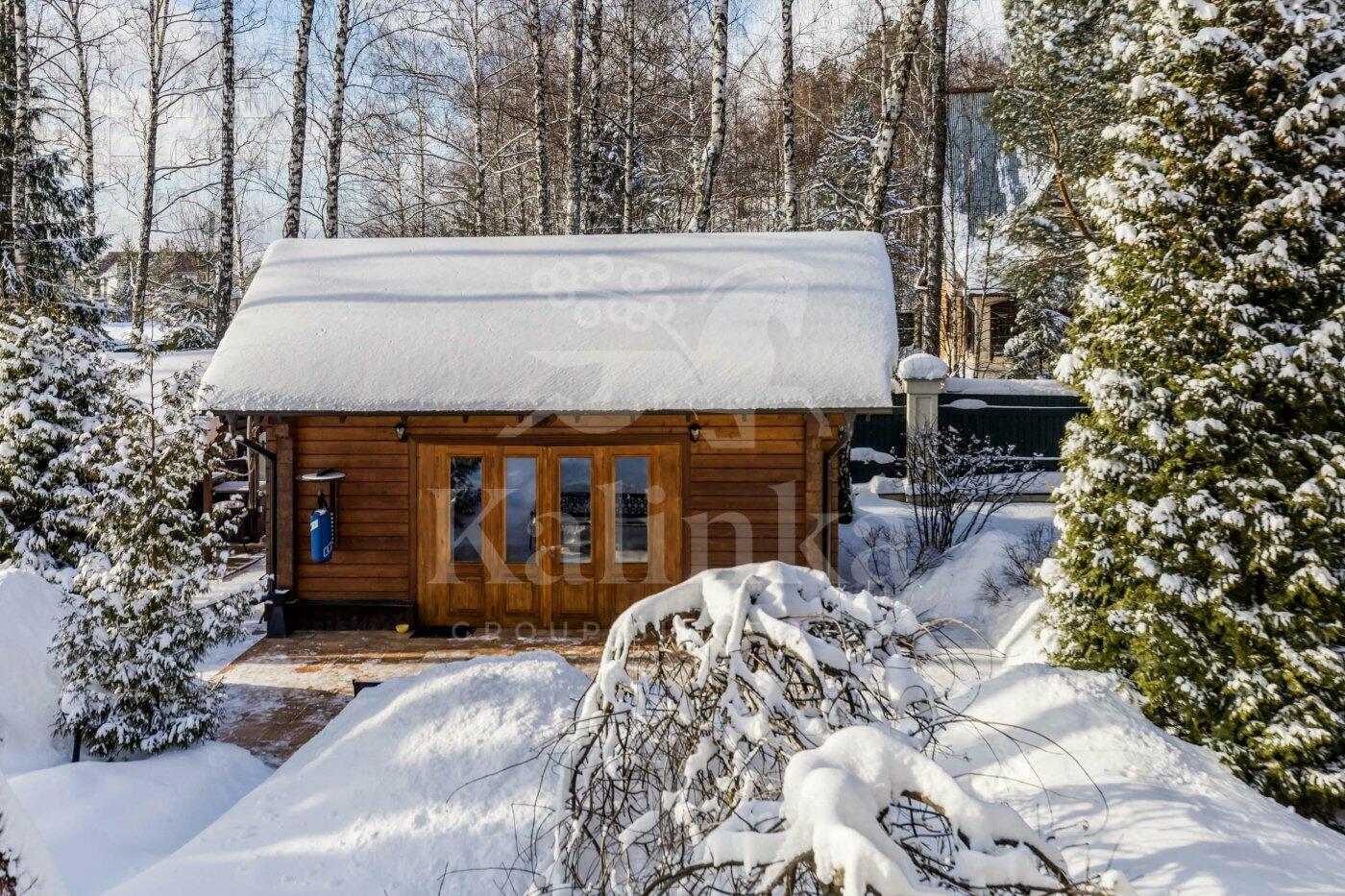 2-этажный коттедж 750 м² с отделкой