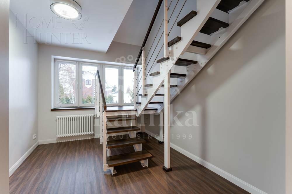 3-этажный коттедж 400 м² с отделкой