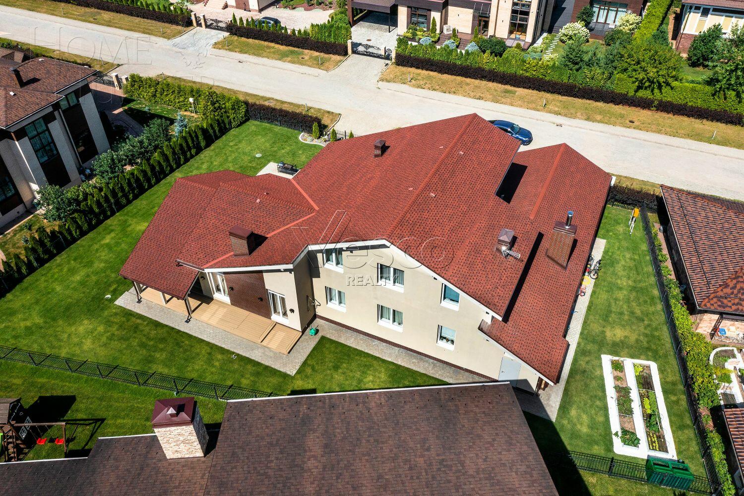 3-этажный коттедж 480 м² с отделкой