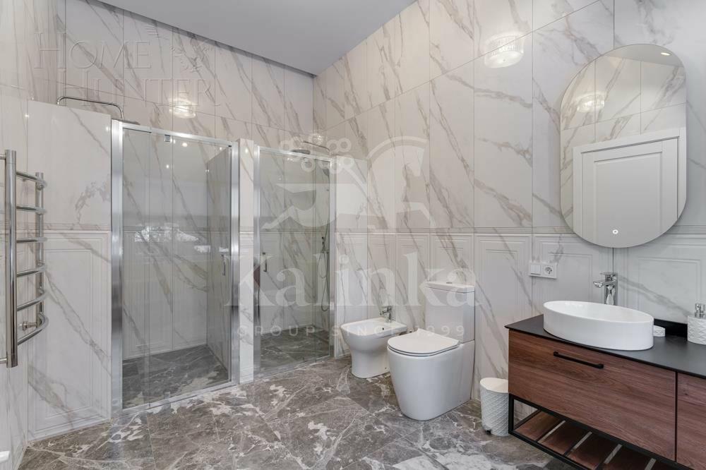 3-этажный коттедж 400 м² с отделкой