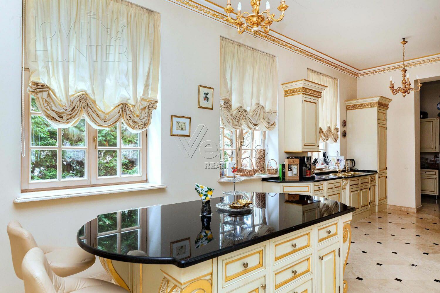 2-этажный коттедж 980 м² с отделкой