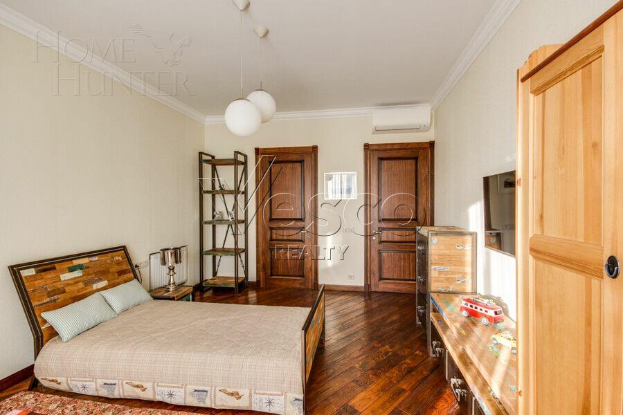 2-этажный коттедж 762 м² с отделкой