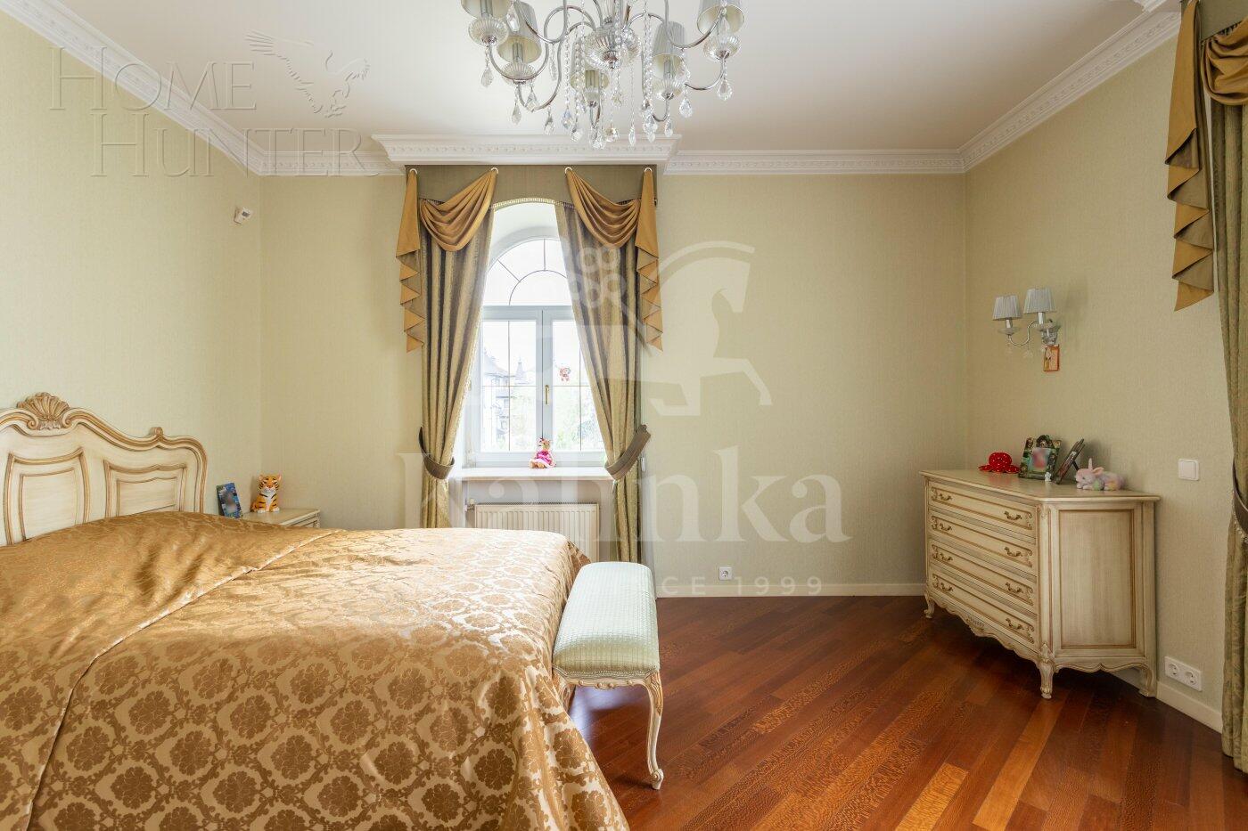 2-этажный коттедж 660 м² с отделкой