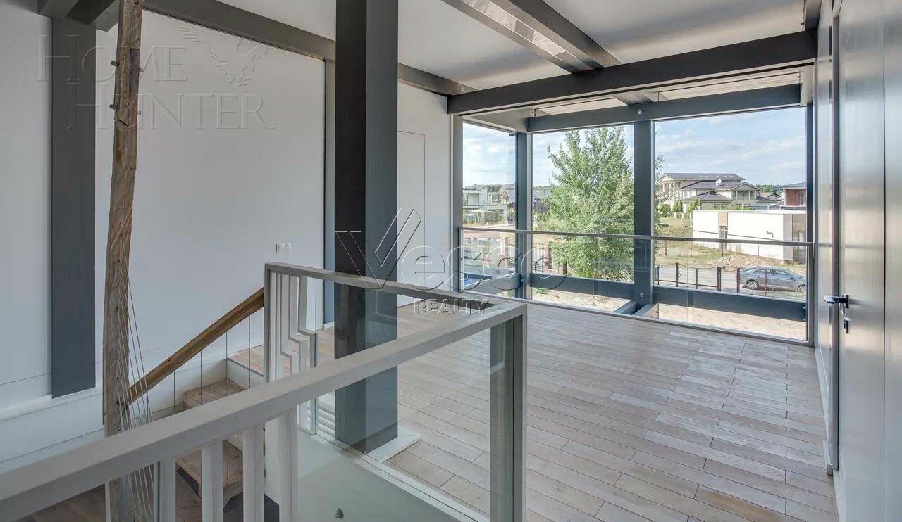 2-этажный коттедж 381 м² с отделкой