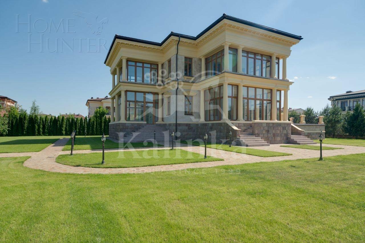 2-этажный коттедж 800 м² с отделкой