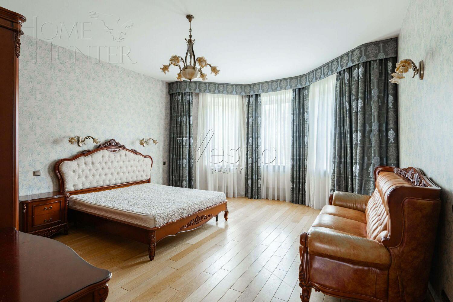 2-этажный коттедж 495 м² с отделкой