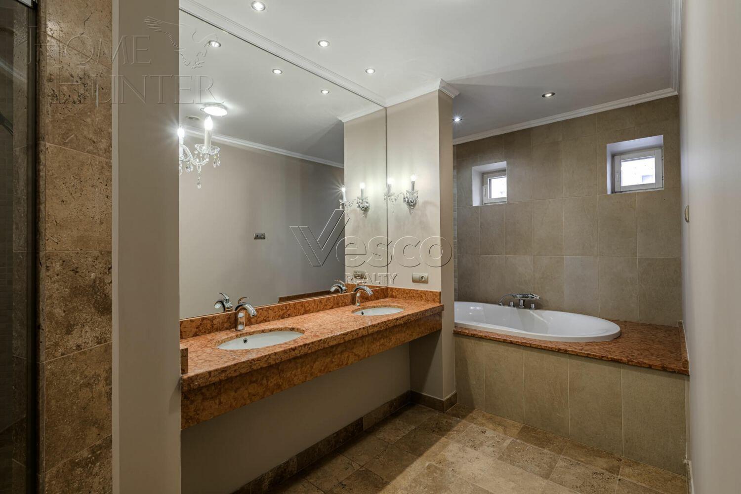 5-КОМН. КВАРТИРА С ОТДЕЛКОЙ 187.8 М² НА 4 ЭТАЖЕ