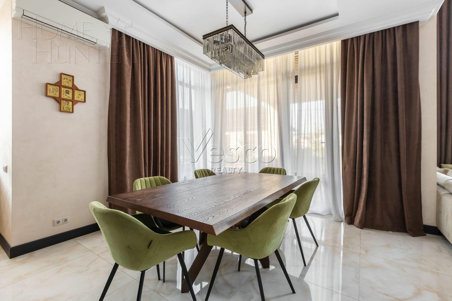 2-этажный коттедж 630 м² с отделкой