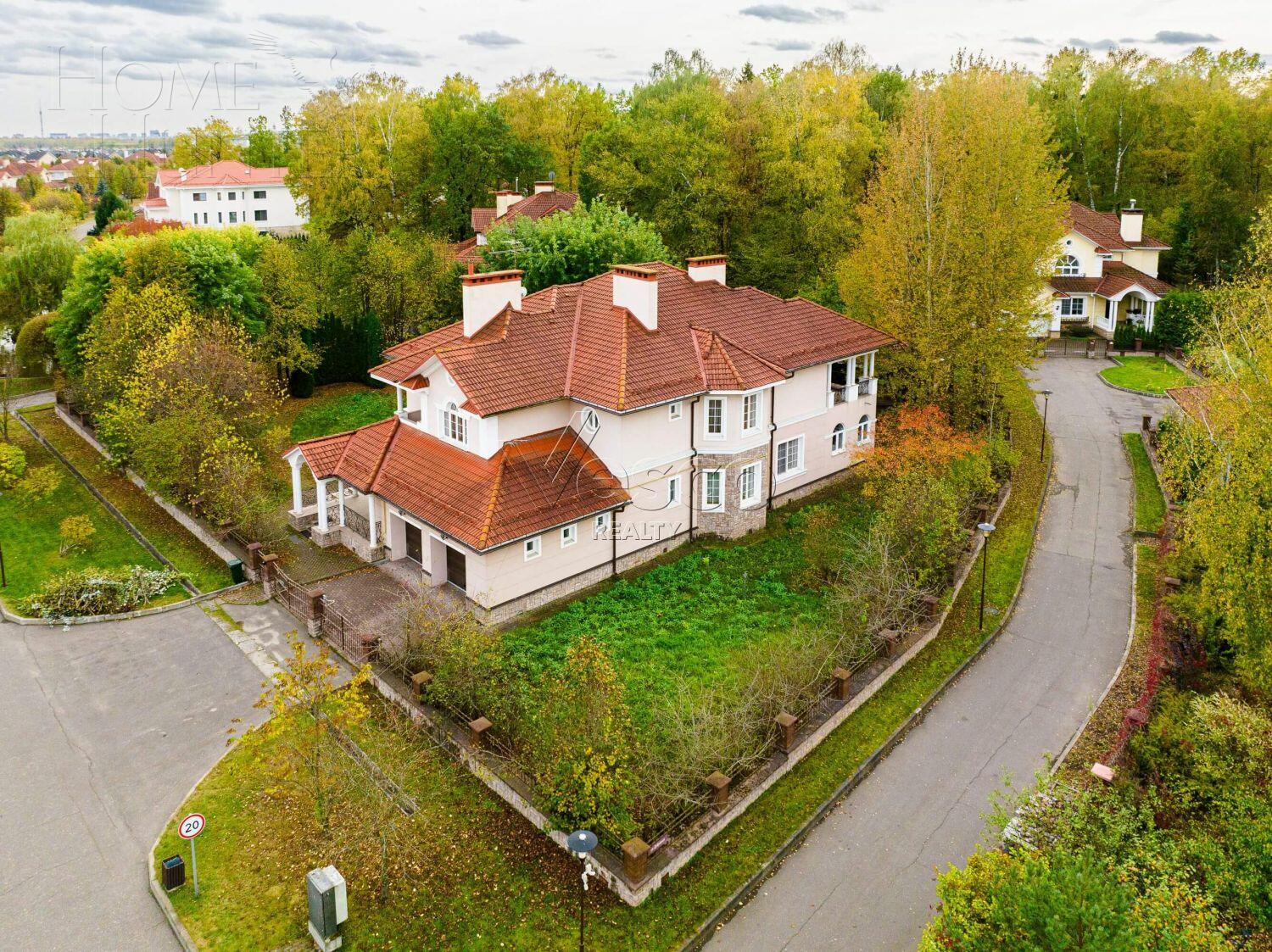 2-этажный коттедж 495 м² с отделкой