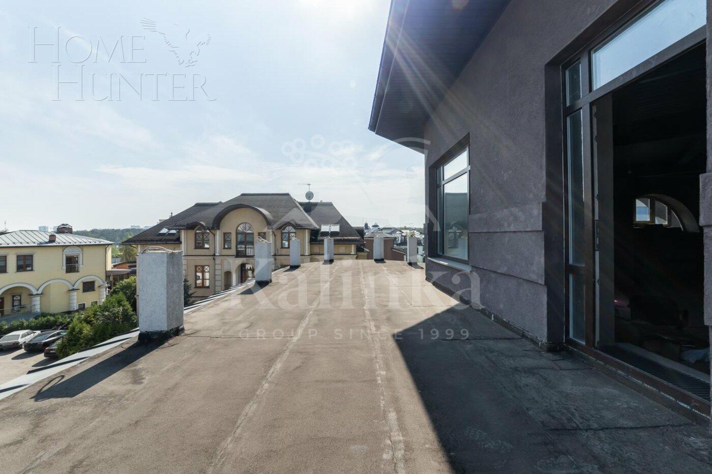 3-этажный коттедж 695 м² без отделки