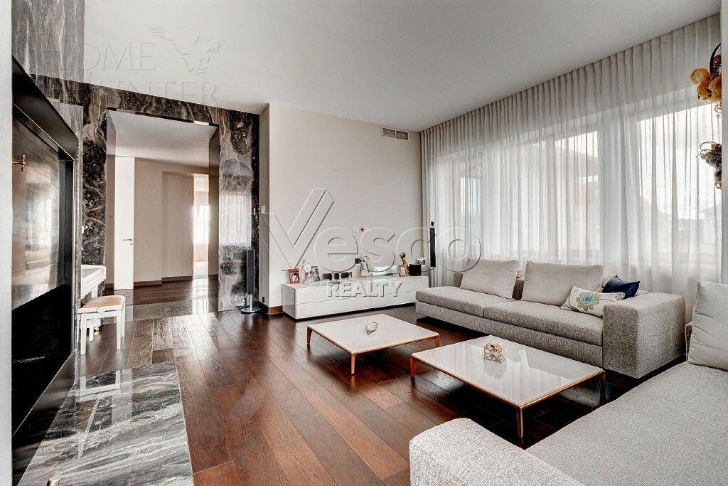 2-этажный коттедж 438 м² с отделкой