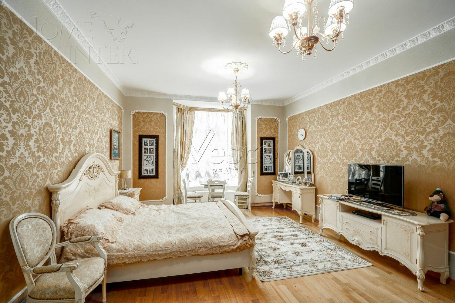 2-этажный коттедж 800 м² с отделкой