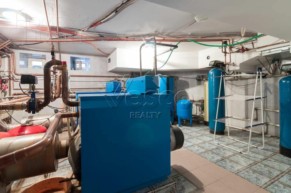 2-этажный коттедж 1 460 м² с отделкой