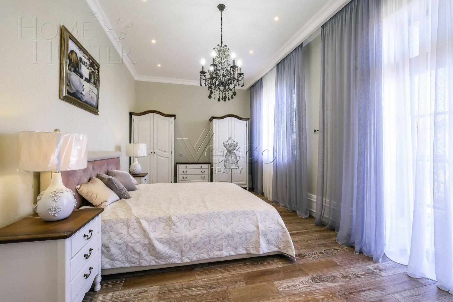 2-этажный коттедж 200 м² с отделкой