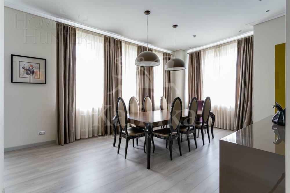 2-этажный коттедж 320 м² с отделкой