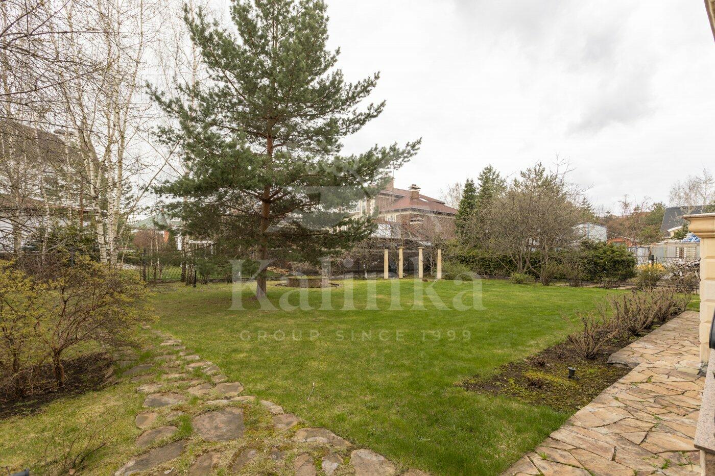 2-этажный коттедж 660 м² с отделкой